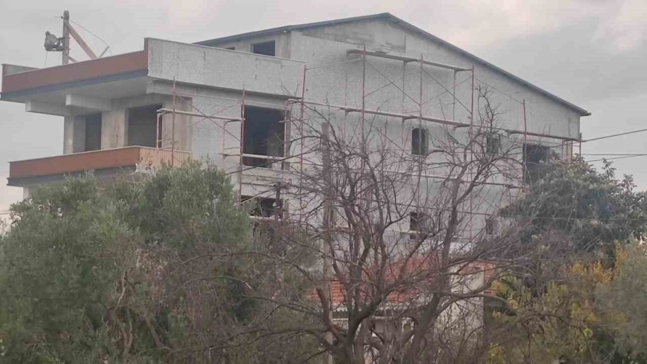 Şarköy'de iskele kırıldı: dış cephe ustası yaşamını yitirdi