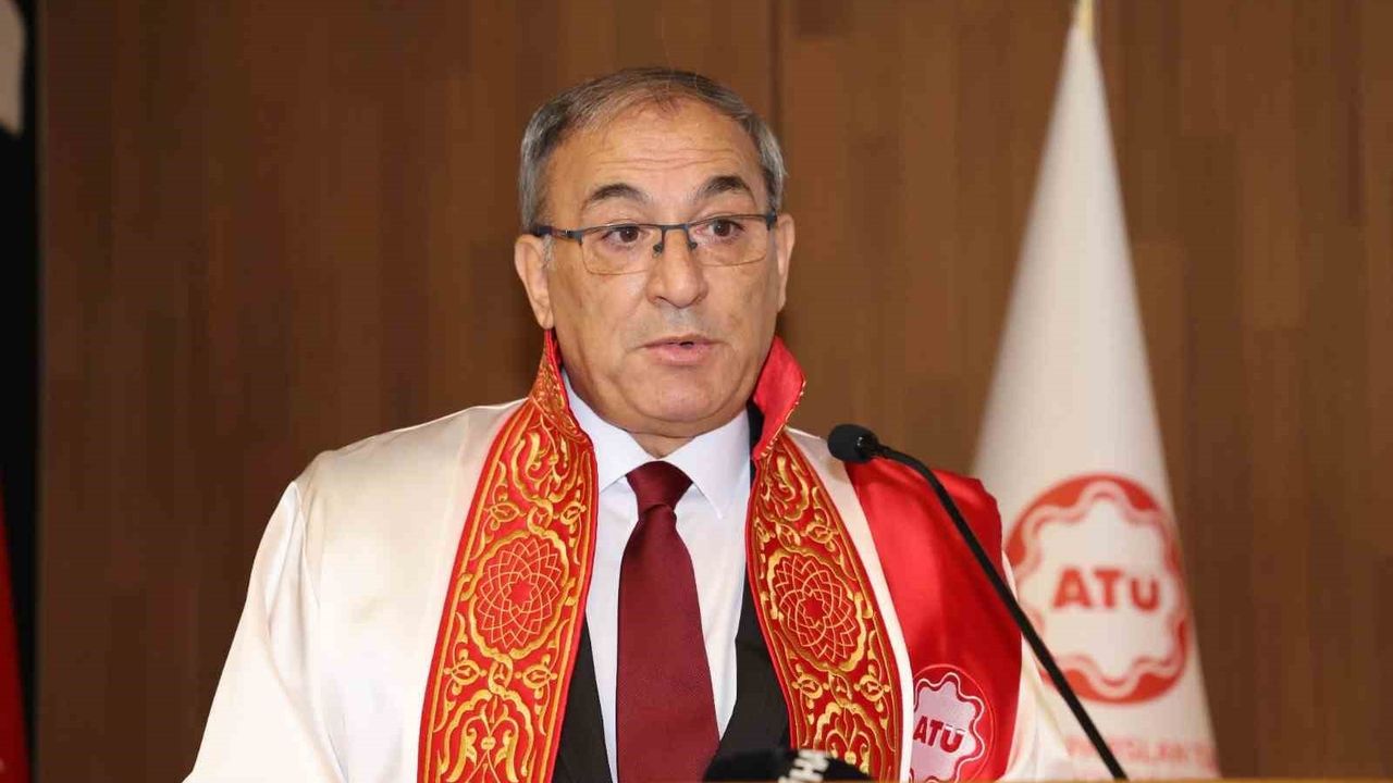 Şatıroğlu: Günlük 180 bin varil üretiyoruz, 1.1 milyon varil tüketiyoruz