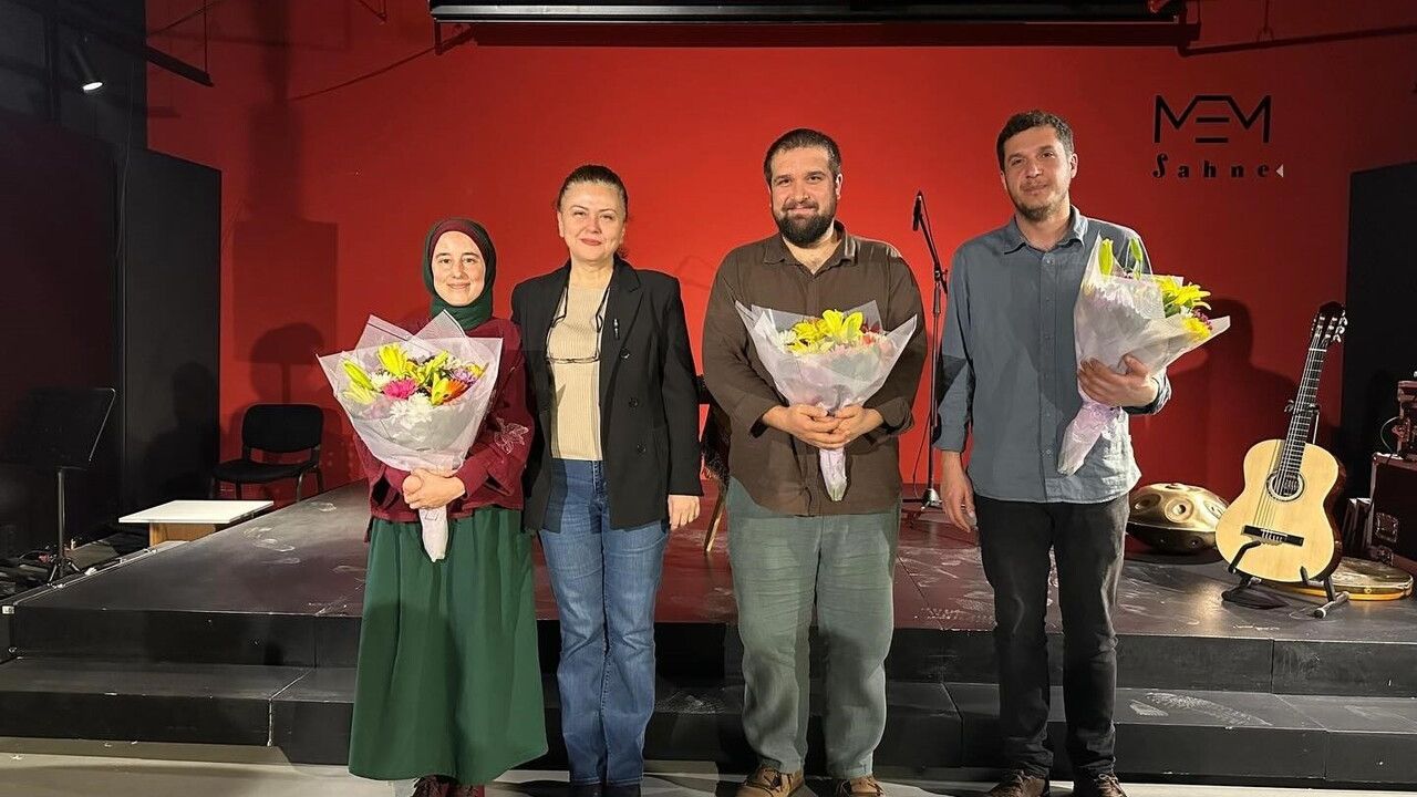 Sedat Anar Trio ile Anadolu Ezgileri MEM Sahne'de Yankılandı