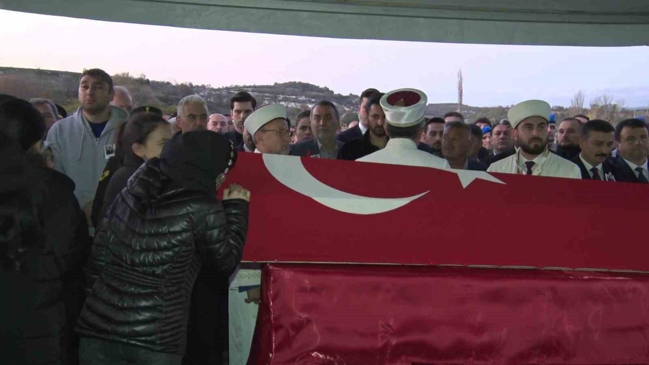 Şehit Astsubay Ramazan Yağız Bursa’da Son Yolculuğuna Uğurlandı