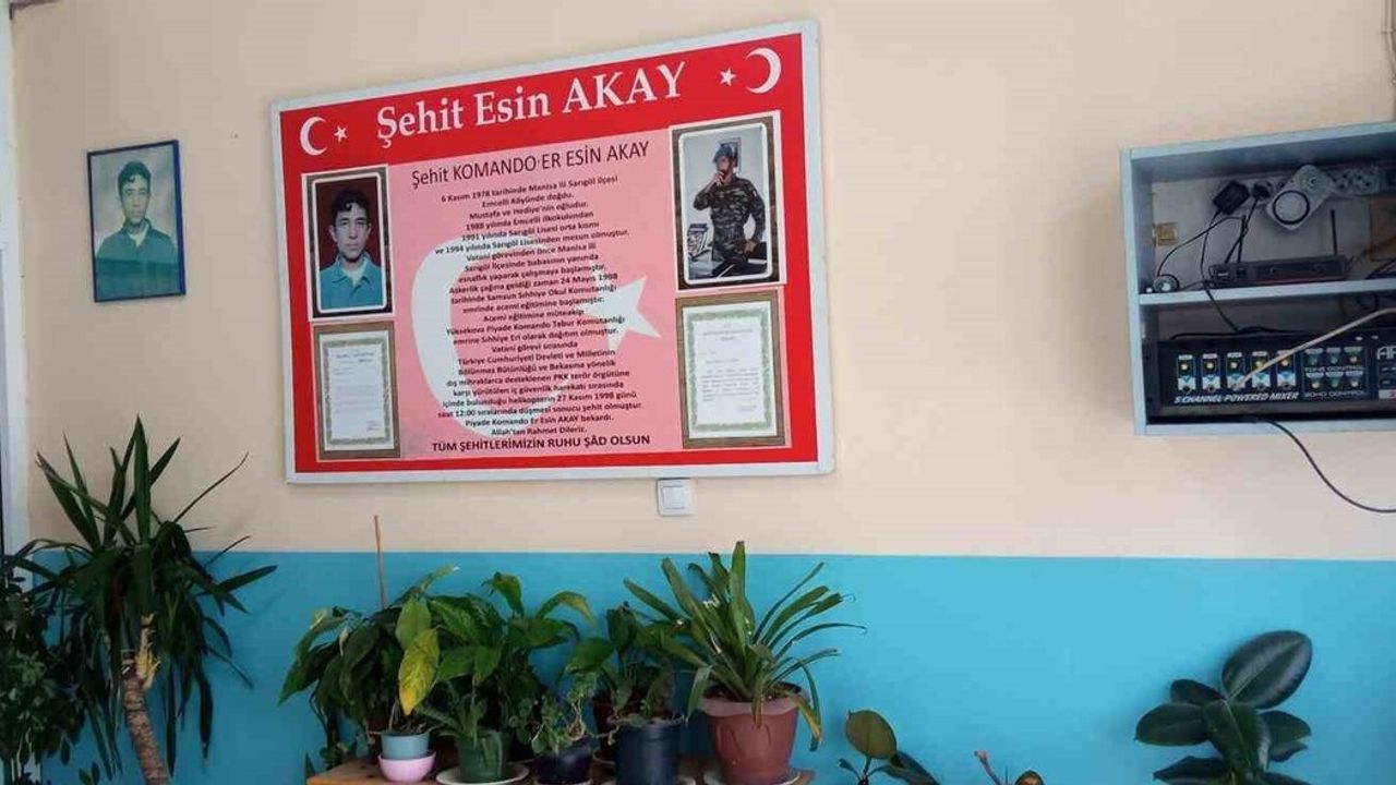 Şehit Esin Akay İlkokulu'nda anma töreni