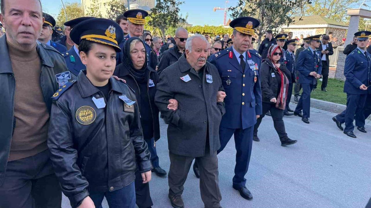 Şehit Pilot Yarbay Gökhan Korkmaz, Büyükçekmece'de Uğurlandı