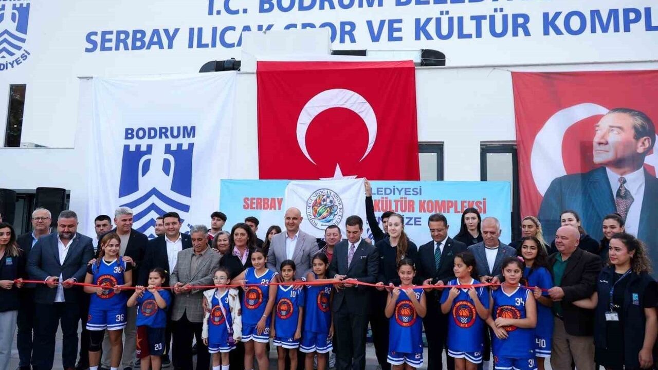 Serbay Ilıcak Kültür ve Spor Kompleksi Gündoğan'da açıldı