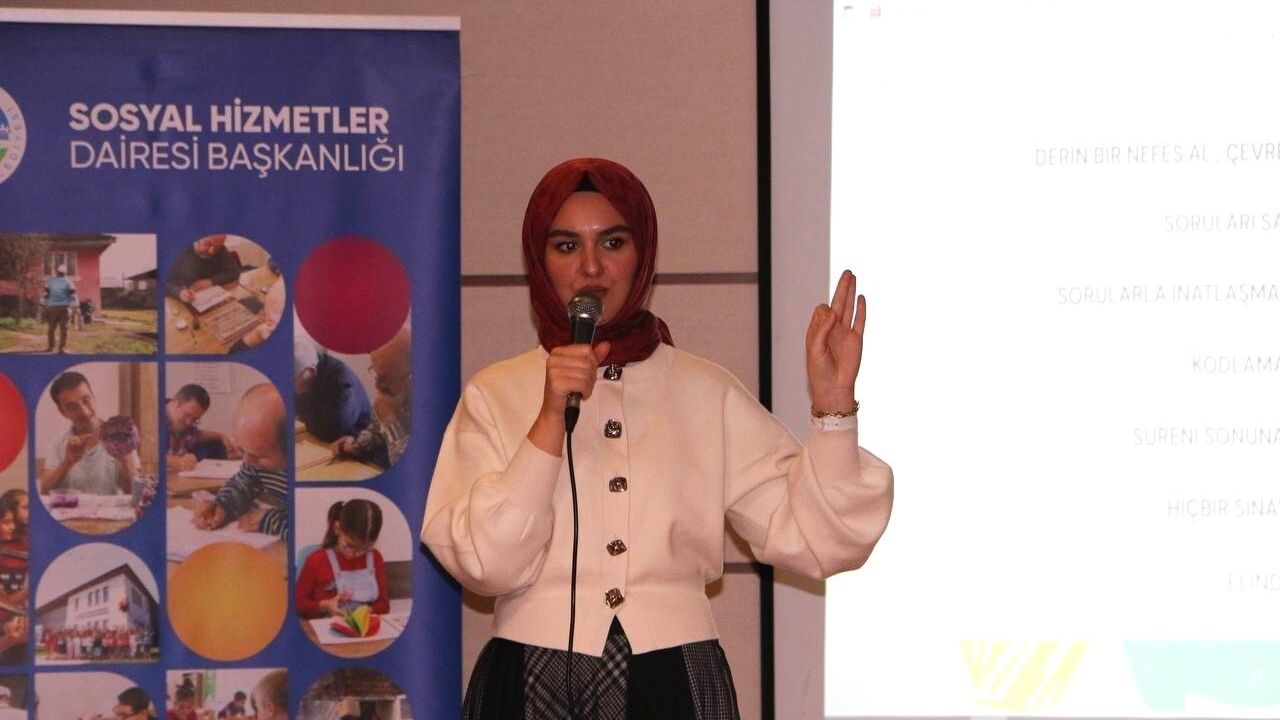 SGM’de Teknoloji ve Sınav Kaygısı Semineri Öğrencilerin Yolunu Aydınlattı