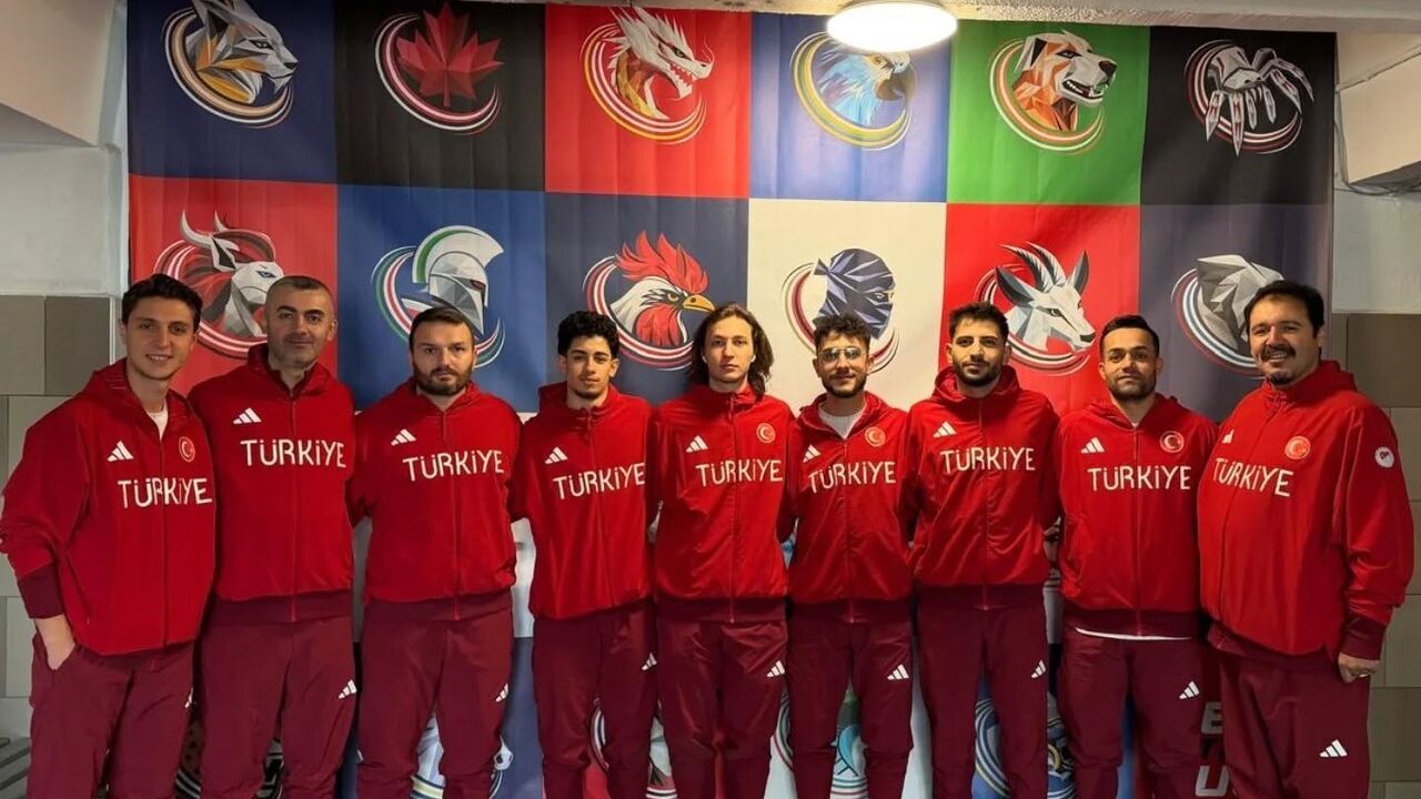 Short Track'ta büyük gurur: Dünya Kupası'nda ilk kez yarı final