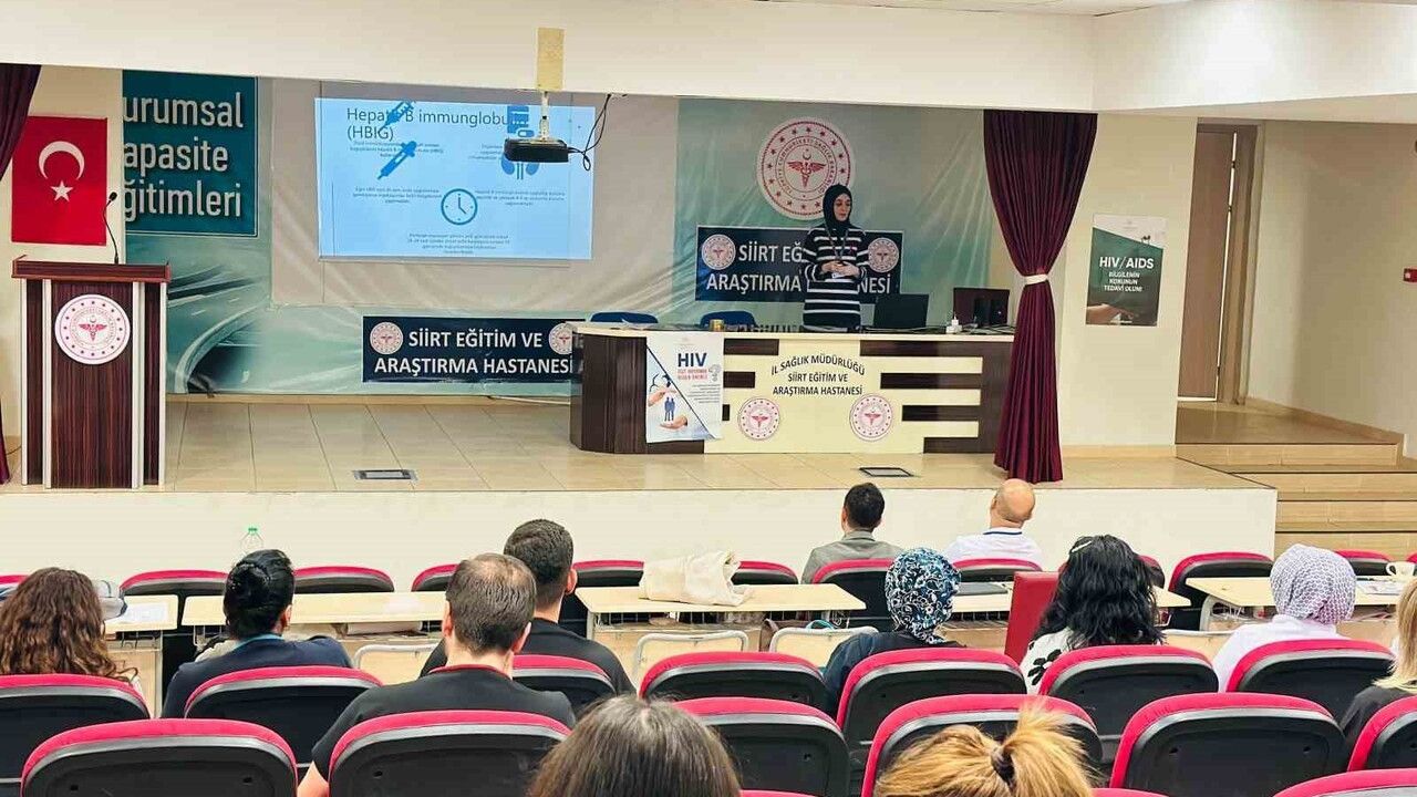 Siirt Eğitim ve Araştırma Hastanesi’nde Kan Yoluyla Bulaşan Hastalıklara Yönelik Eğitim