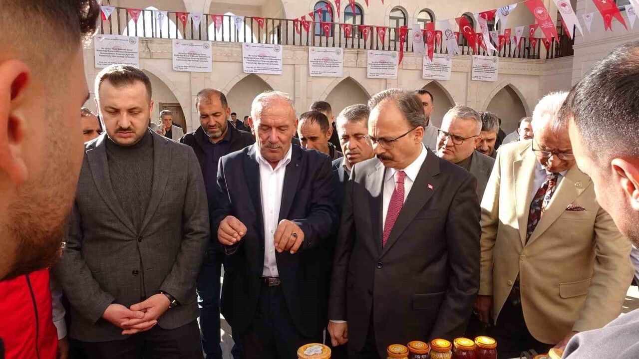 Siirt’te arıcılığa büyük destek: 16 bin 695 kovan dağıtıldı