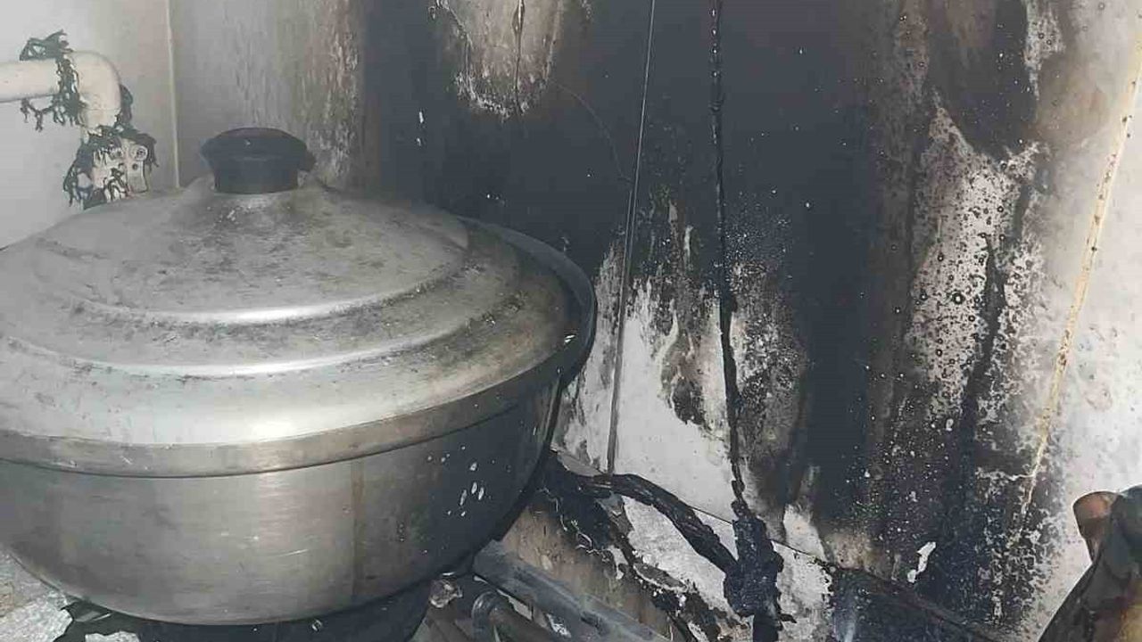 Siirt'te ev yangını — Kooperatif Mahallesi'nde müdahale