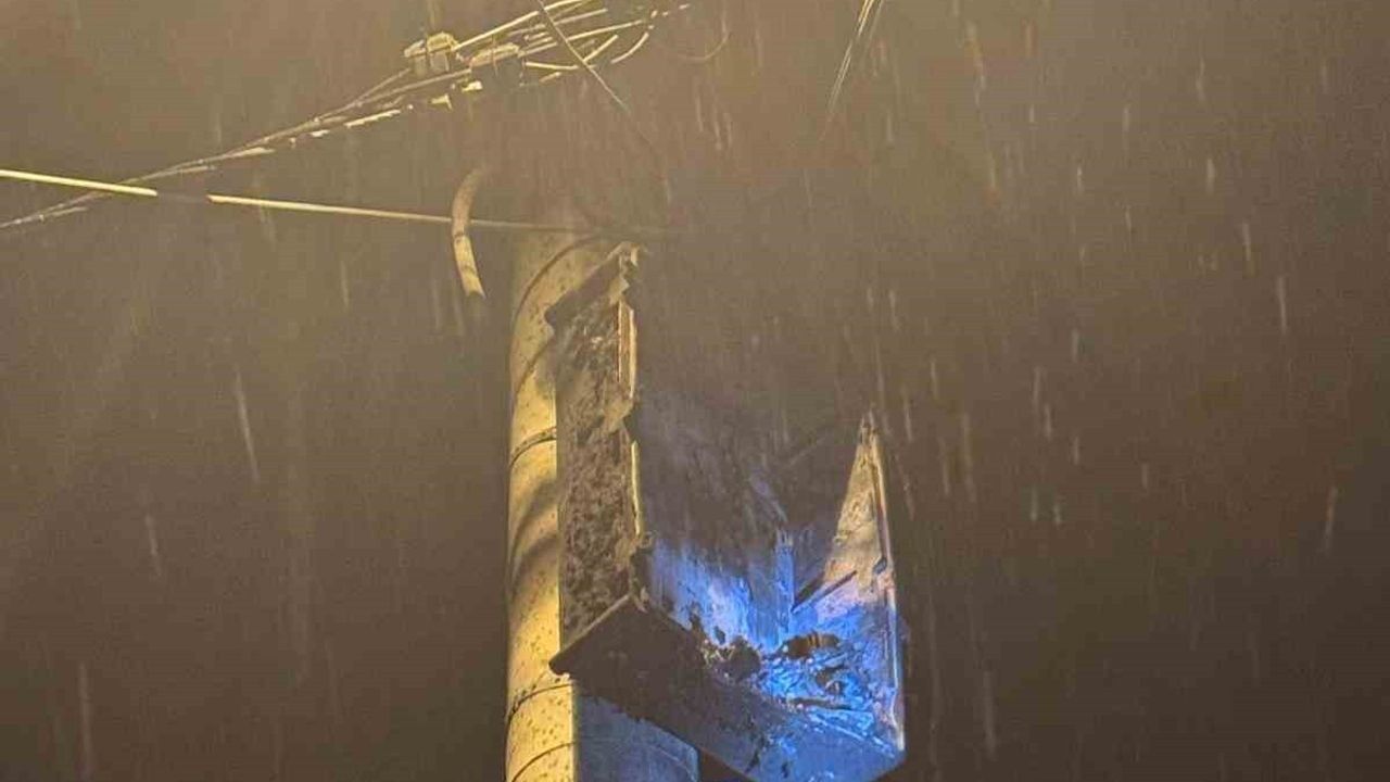 Silvan'da direk üstü otomasyon panosu patladı — Dicle Elektrik müdahalesiyle enerji verildi