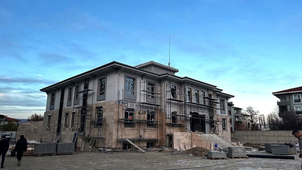 Simav İlçe Jandarma Komutanlığı yeni binası %85 tamamlandı