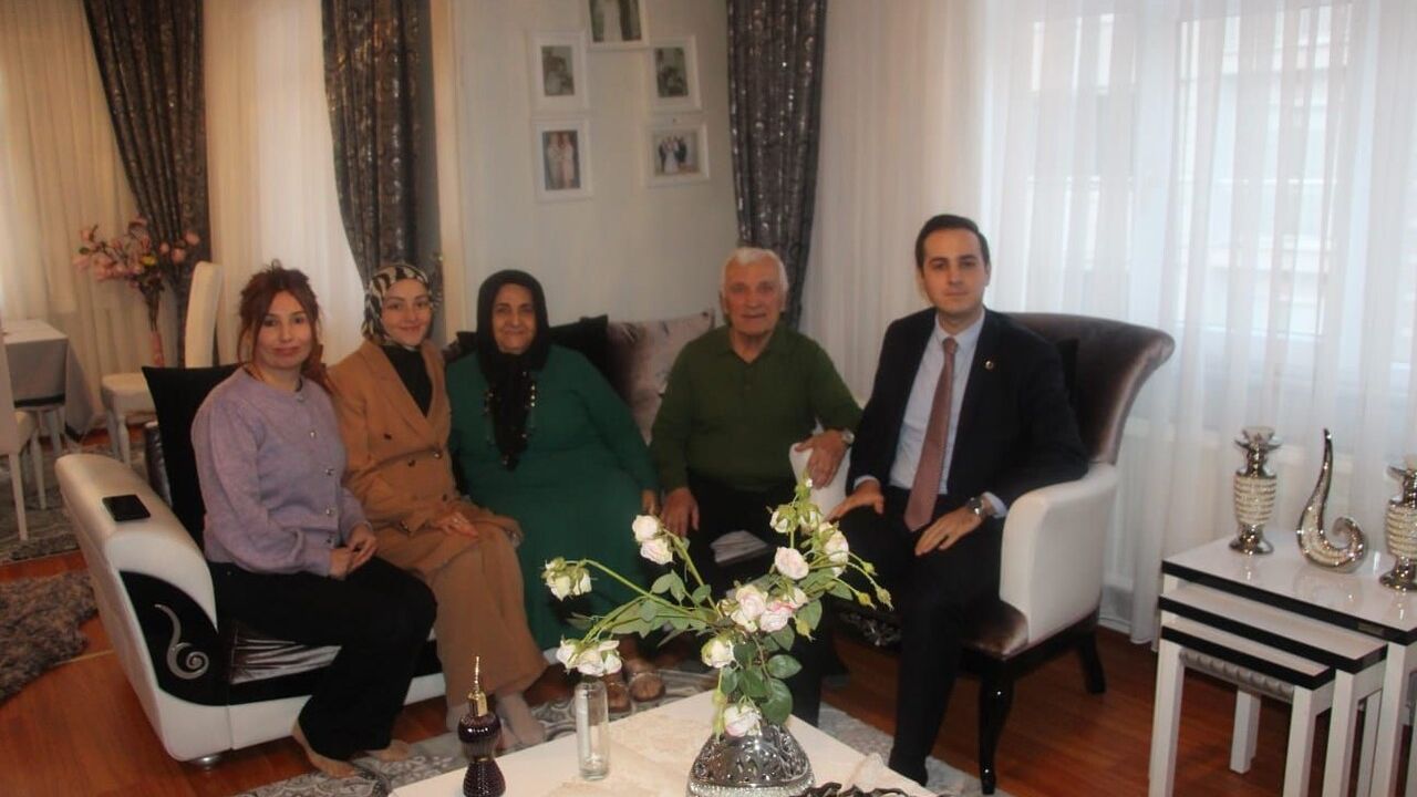 Sinop’ta yarım asırlık evlilik: Kaymakam Ayan’dan Özül çiftine ziyaret