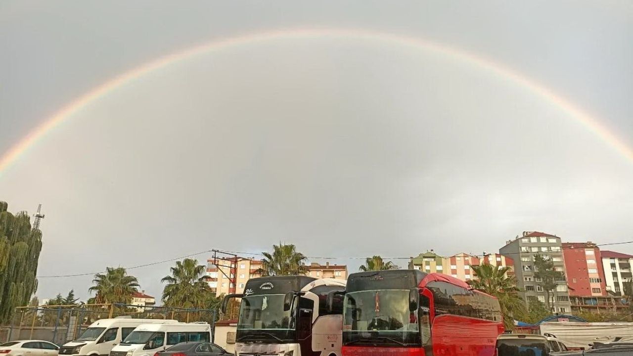 Sinop Türkeli’de çift uçlu gökkuşağı büyüledi