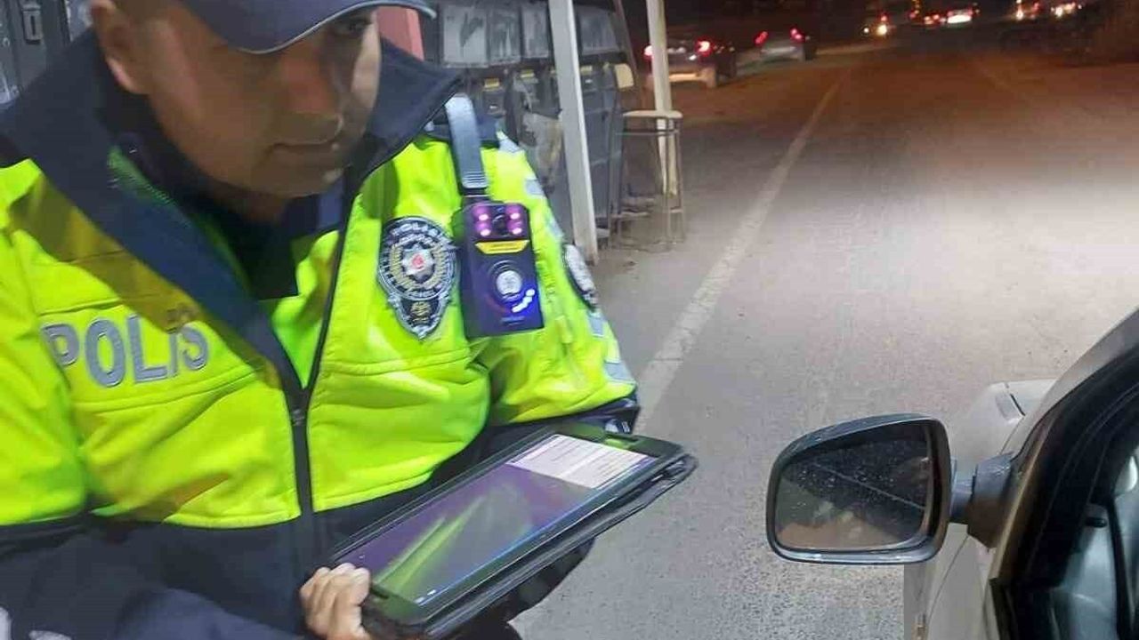 Şırnak'ta trafik polisleri tam kadro kameralı görevde