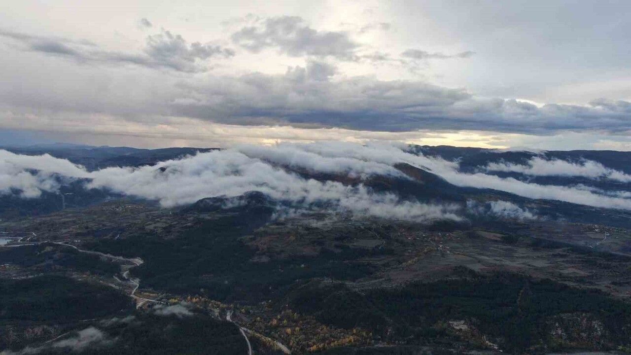 Sis ve Sonbahar Kastamonu Yaylalarında Kartpostallık Görüntüler Oluşturdu