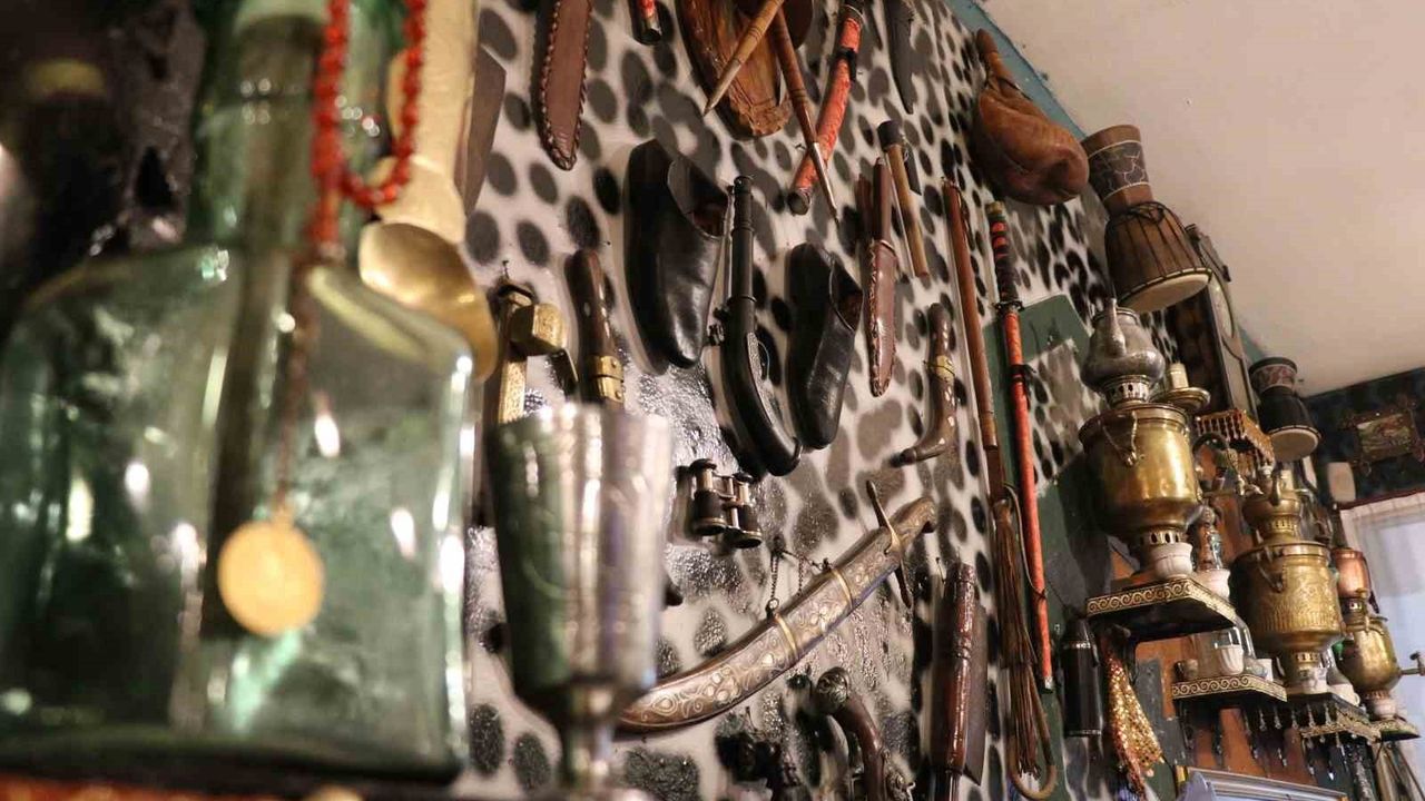 Sivas'ta hurdacıdan alınan demlikle başlayan nostalji kafesi