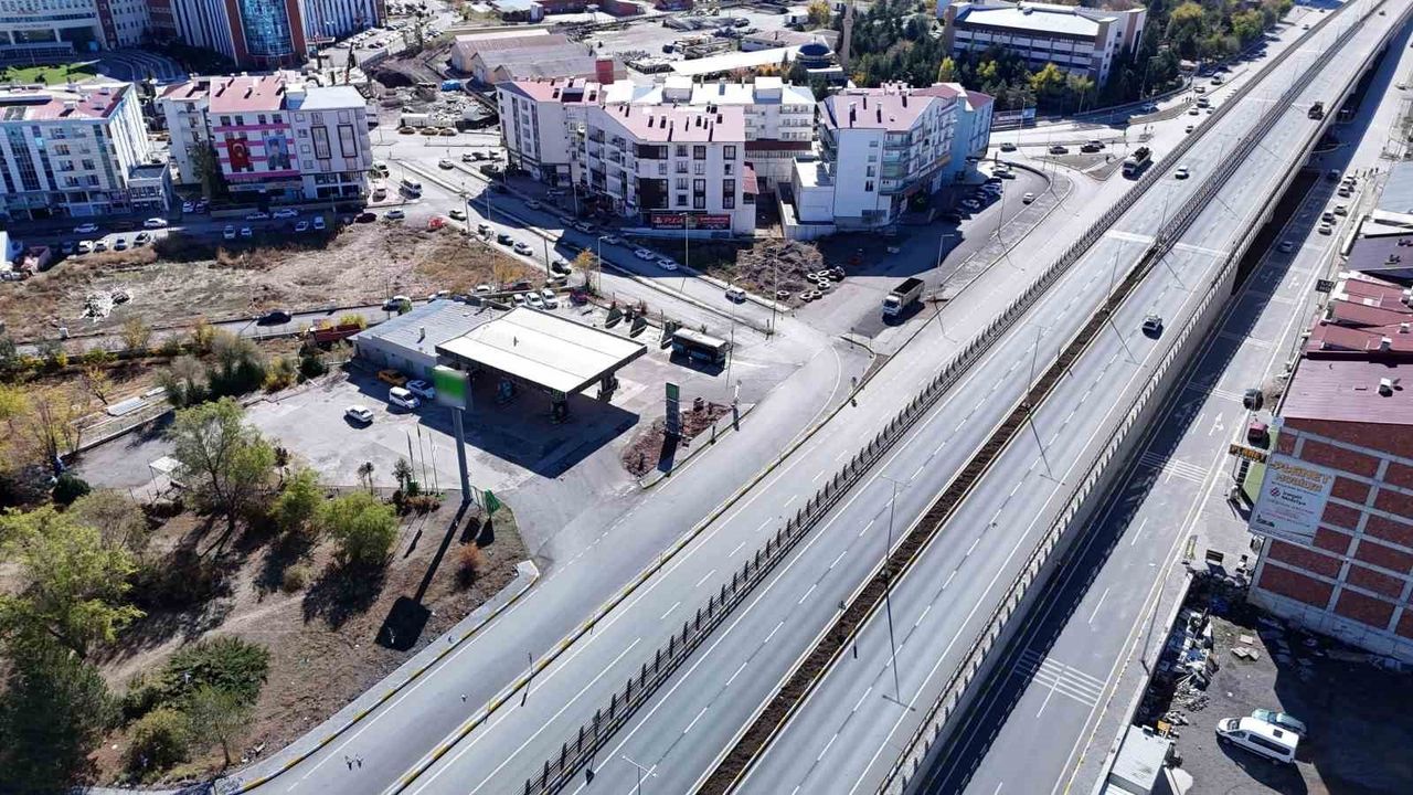 Sivas'ta Viyadük Mağdurları: Uçan Arabalar Çözüm Olacak mı?