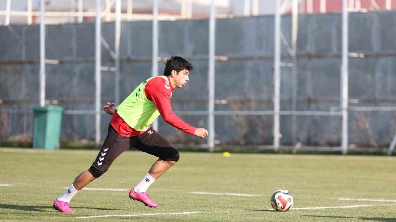 Sivasspor, Boluspor maçı öncesi antrenmanını sürdürdü