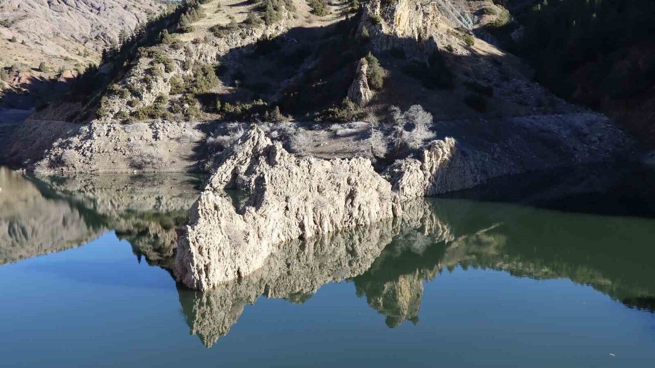 Sivridere Sulama Barajı Oltu'da 6 bin 860 dekarı sulamaya açacak