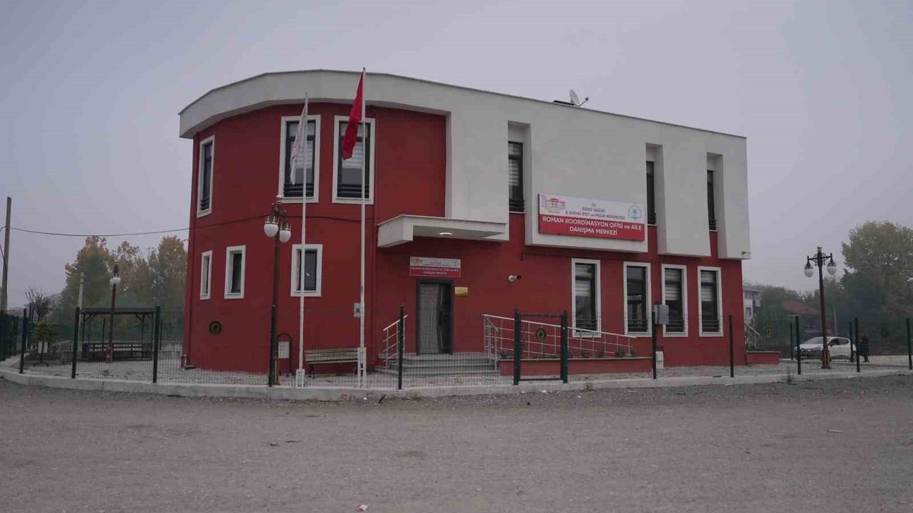 Soylu: "Faruk Özlü yanlış bir işe imza atmaz" — Düzce'de kültür merkezi tartışması