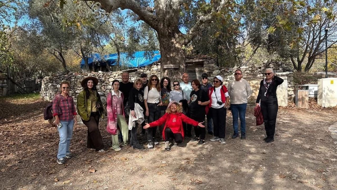 Stratonikeia Antik Kenti Menteşe Belediyesi Resim Topluluğunu Ağırladı