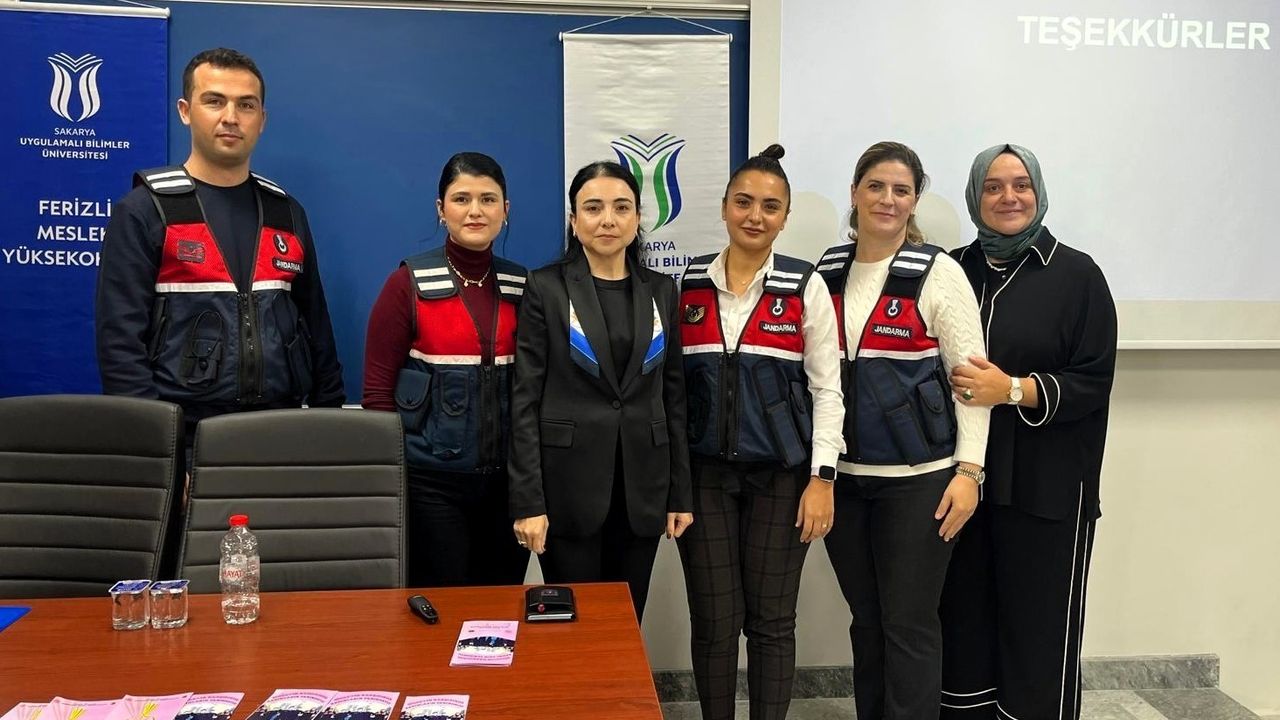 SUBÜ Ferizli MYO'da Jandarma'dan Güvenlik ve Farkındalık Eğitimi