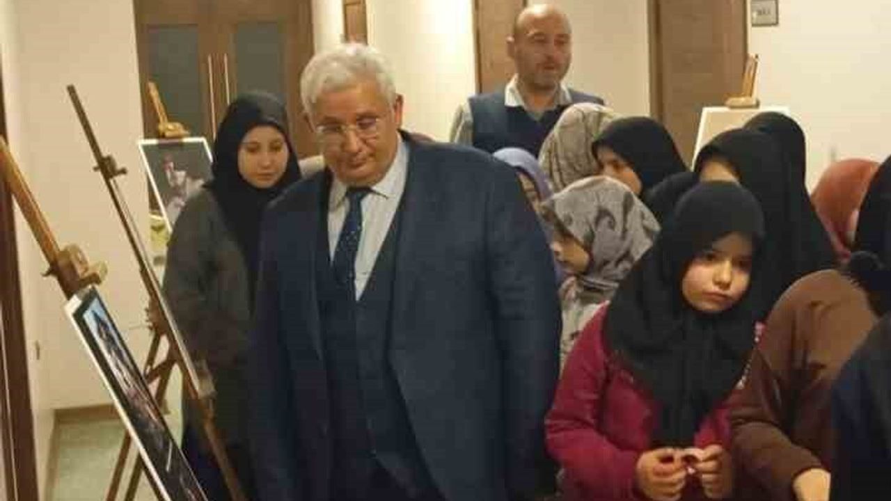 Şuhut'ta Filistin ve Gazze İçin Fotoğraf Sergisi