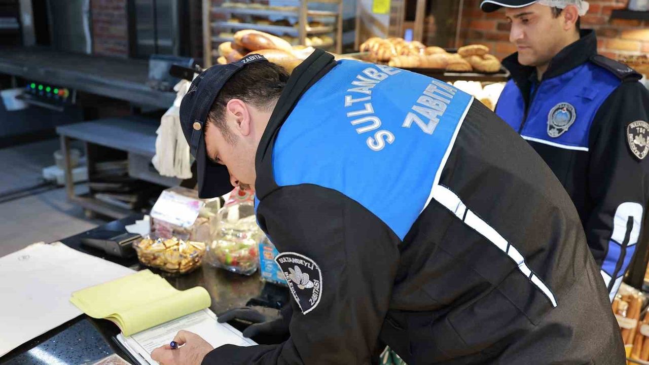 Sultanbeyli Zabıtası 228 Fırın ve Pastaneyi Denetledi - 45 İş Yerine Ceza