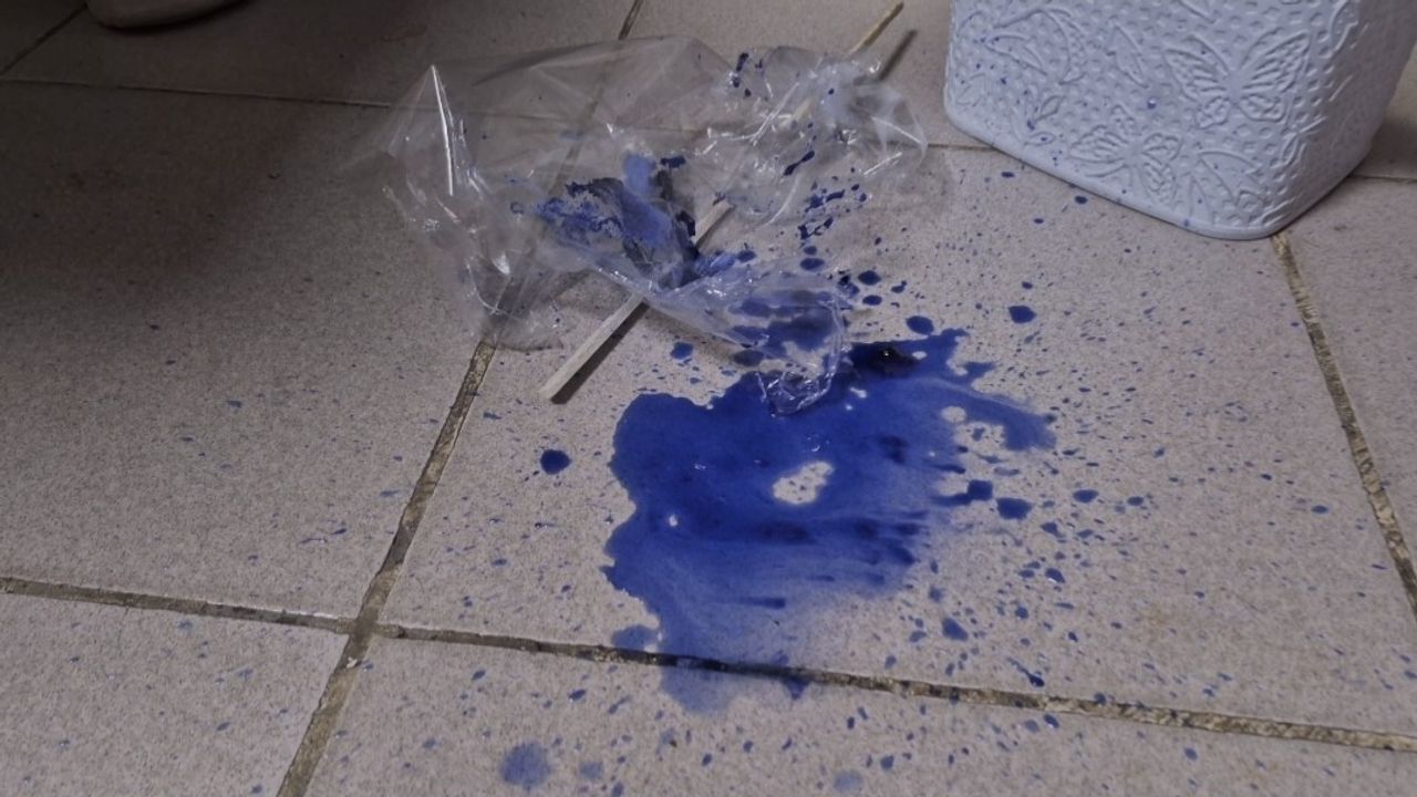 Sultangazi'de pamuk şeker iddiası: 5 yaşındaki çocuk ağzı köpürerek hastalandı