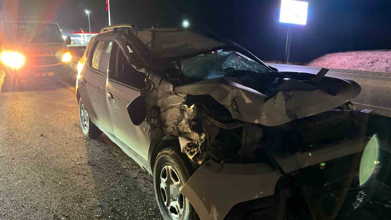 Sungurlu'da 5 Araçlı Zincirleme Kaza: 3 Yaralı