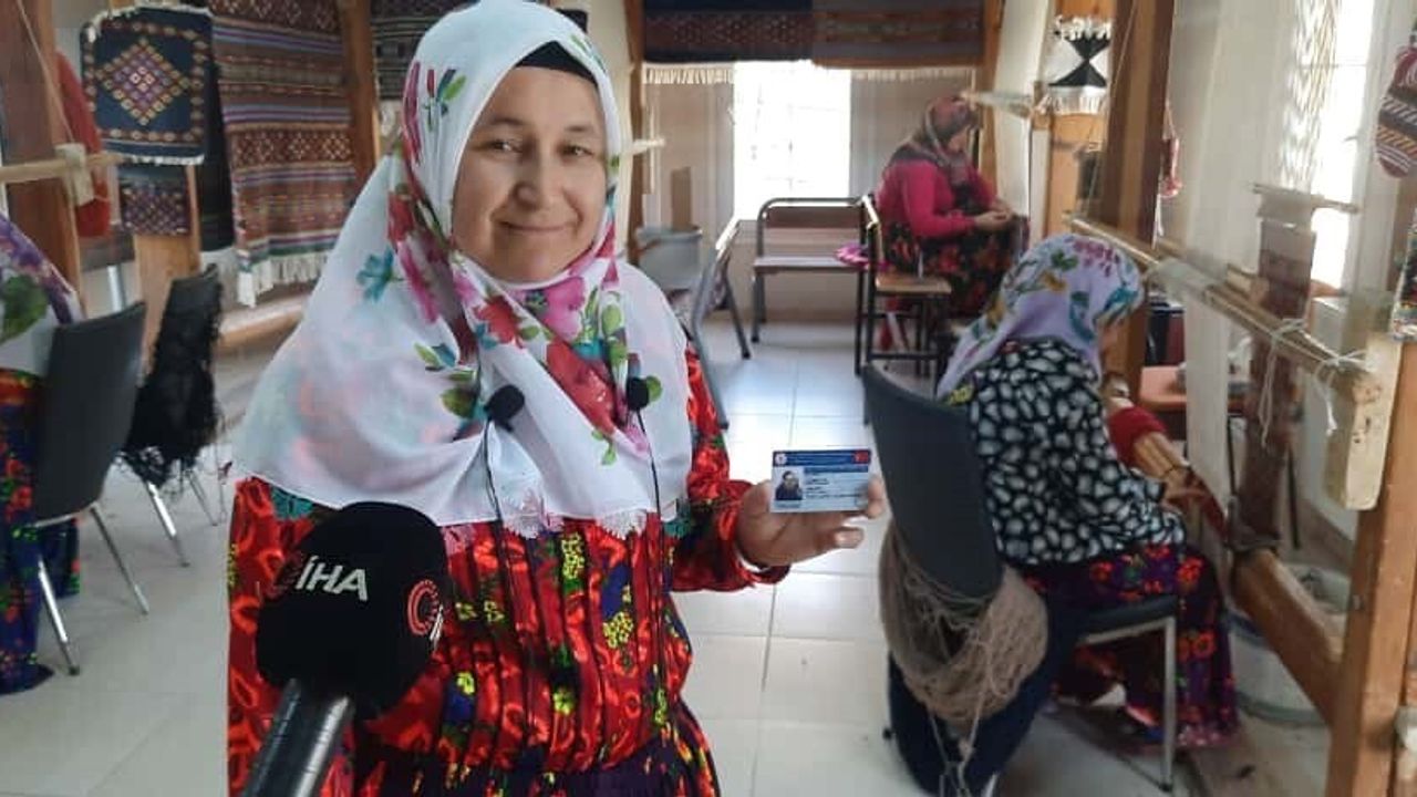 Tahtaköprü kilimi genç ustalarla yeniden canlanıyor