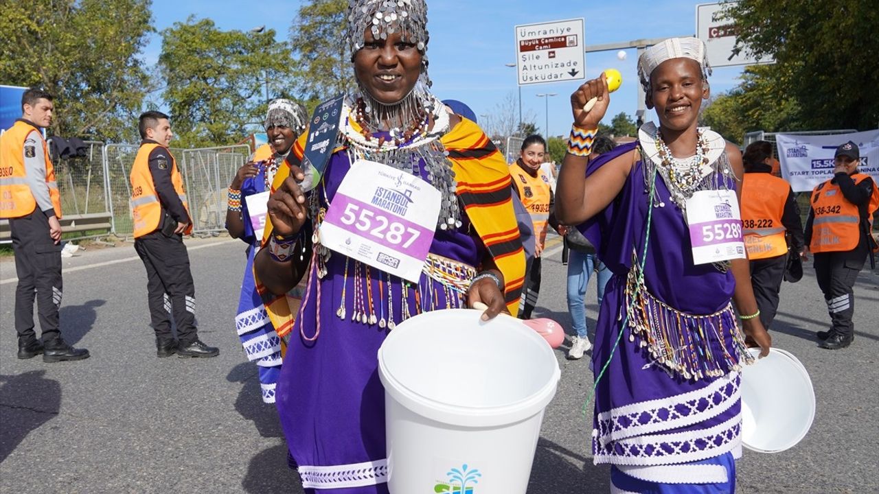 Tanzanyalı Masailer 47. Avrasya Maratonu'nda Su Farkındalığı İçin Koştu