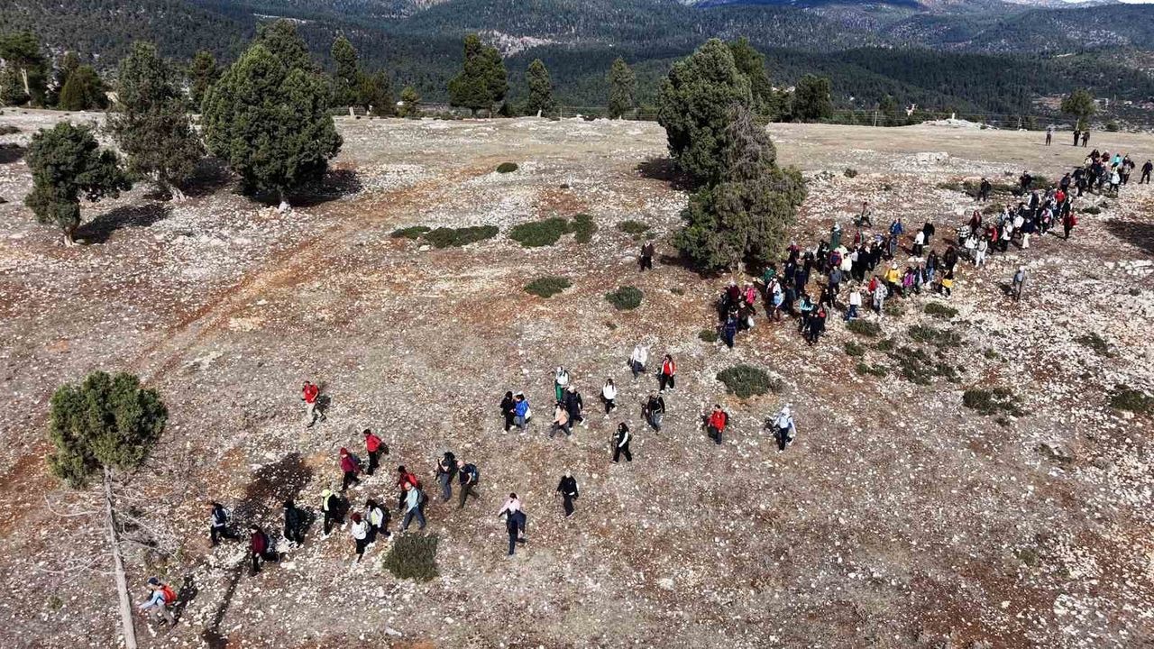 Tarihi Kilikya Yolu Yürüyüşleri Çamlıyayla etaplarında yoğun ilgi görüyor