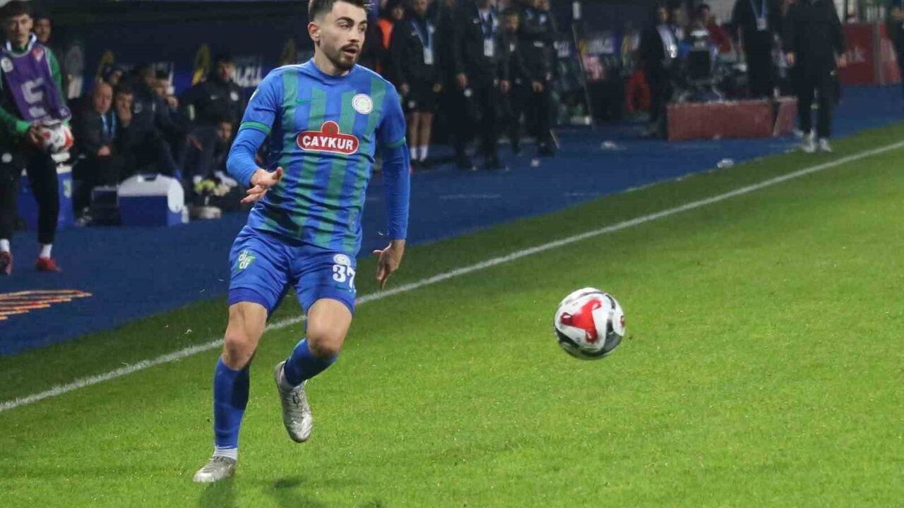 Tedesco'dan Taha Şahin'e Övgü: Rizespor'un Sağ Bekine Vurgu