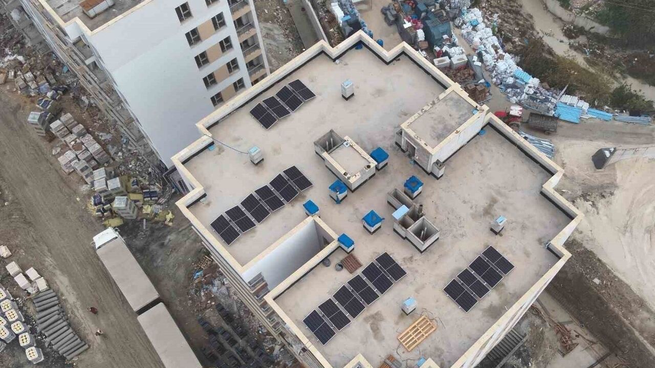 Tek Enerji'den Hatay'a 500 kW'lık çatı tipi GES yatırımı