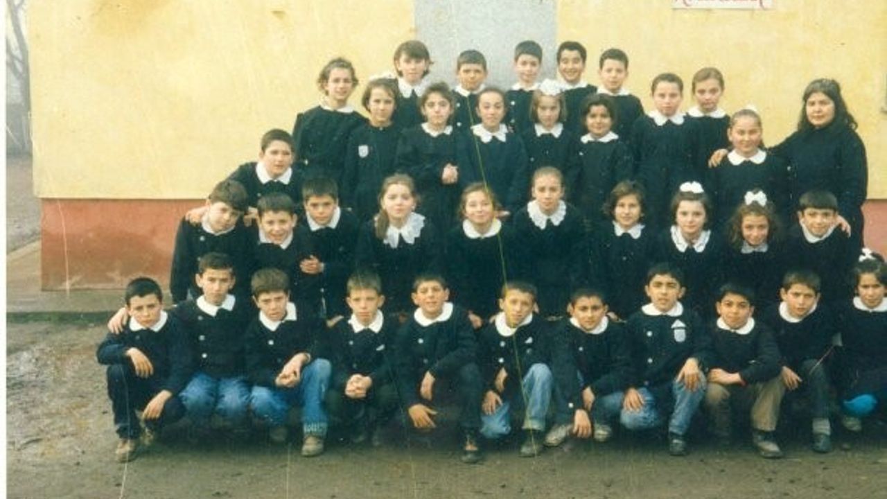 Tekirdağ’da 33 yıl sonra ilkokul öğretmenleriyle duygusal buluşma