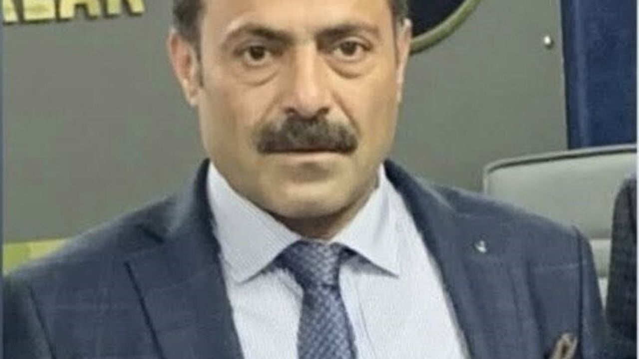 Terme'de minibüs tır römorkuna çarptı: 1 ölü, 2 yaralı