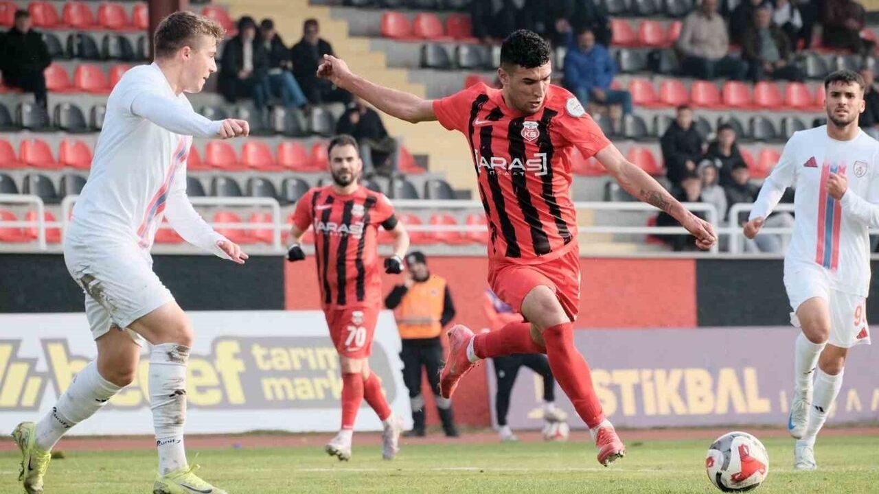 TFF 2. Lig: GMG Kastamonuspor 7 - Altınordu 1