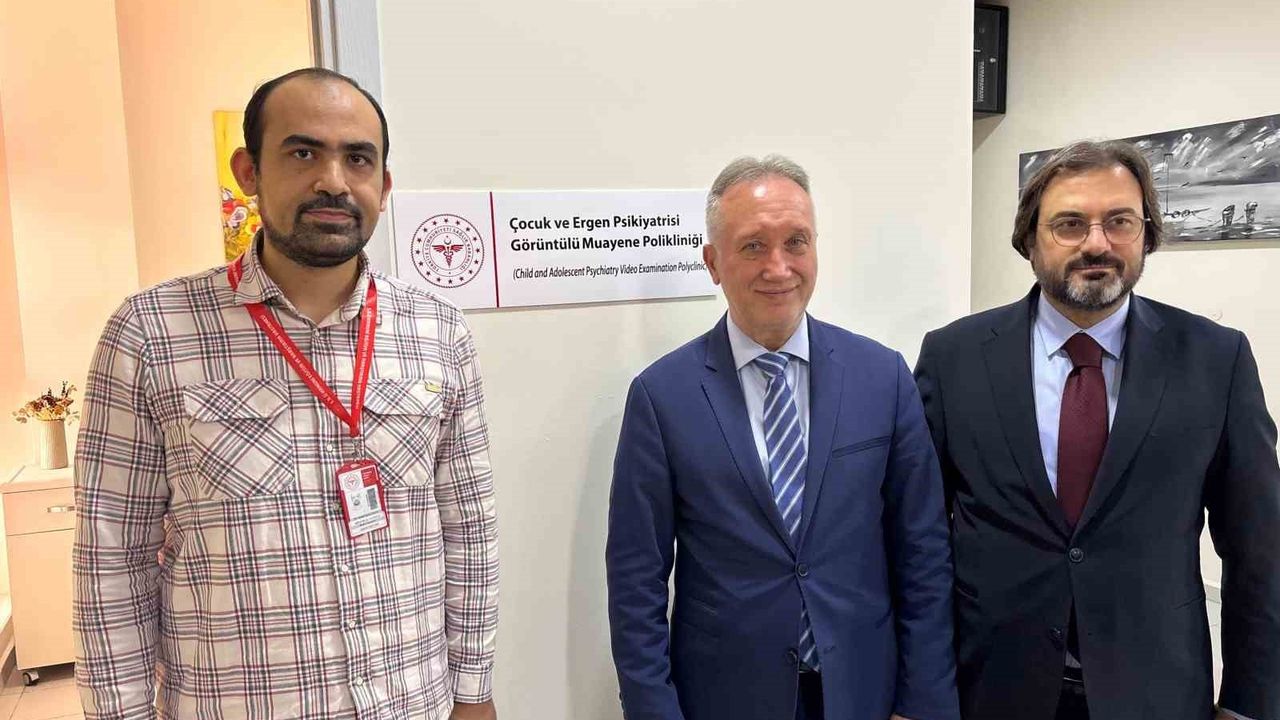 Trabzon'da 4 m²'lik Çocuk ve Ergen Online Görüşme Polikliniği açıldı