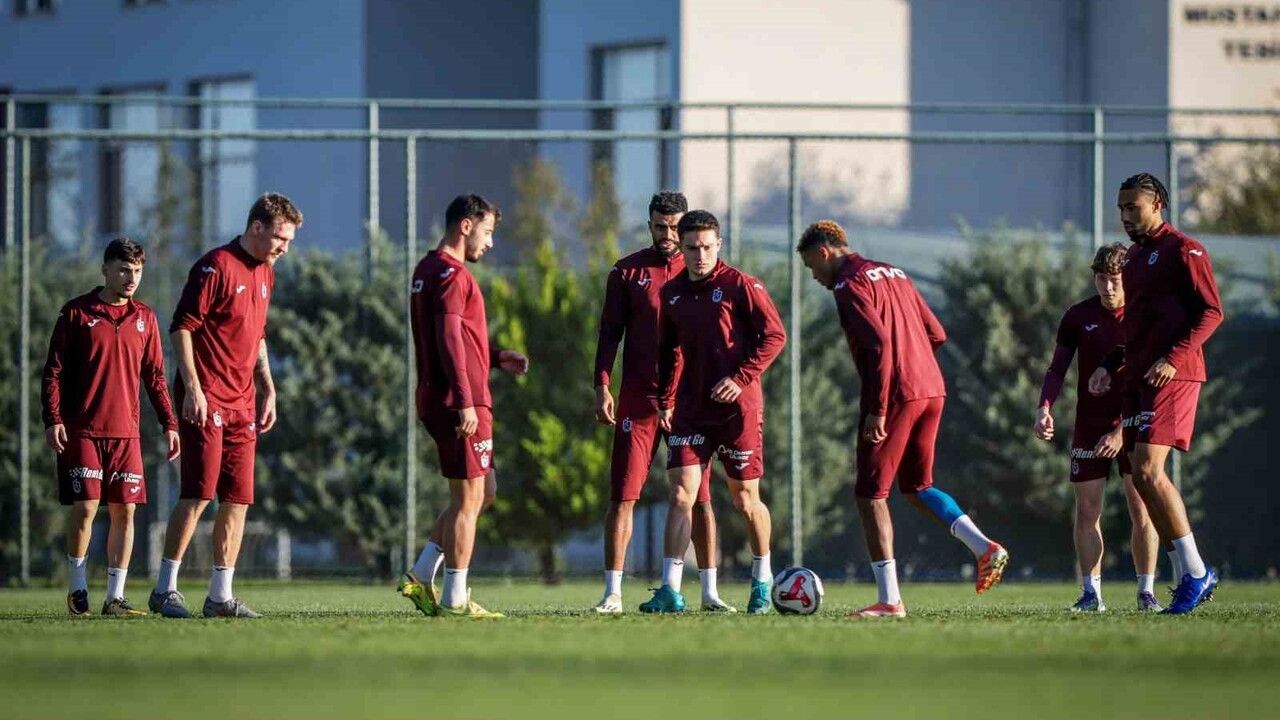 Trabzonspor'da Batagov antrenmanlara döndü