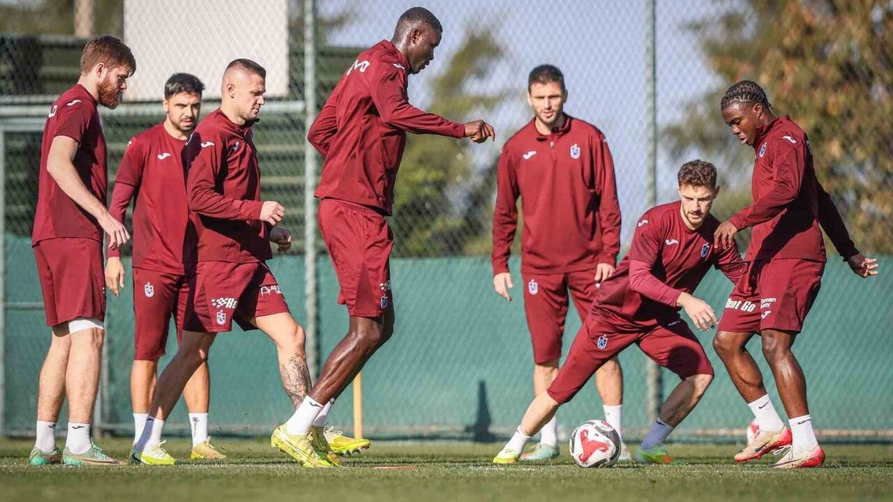 Trabzonspor İstanbul'a Savic olmadan gitti