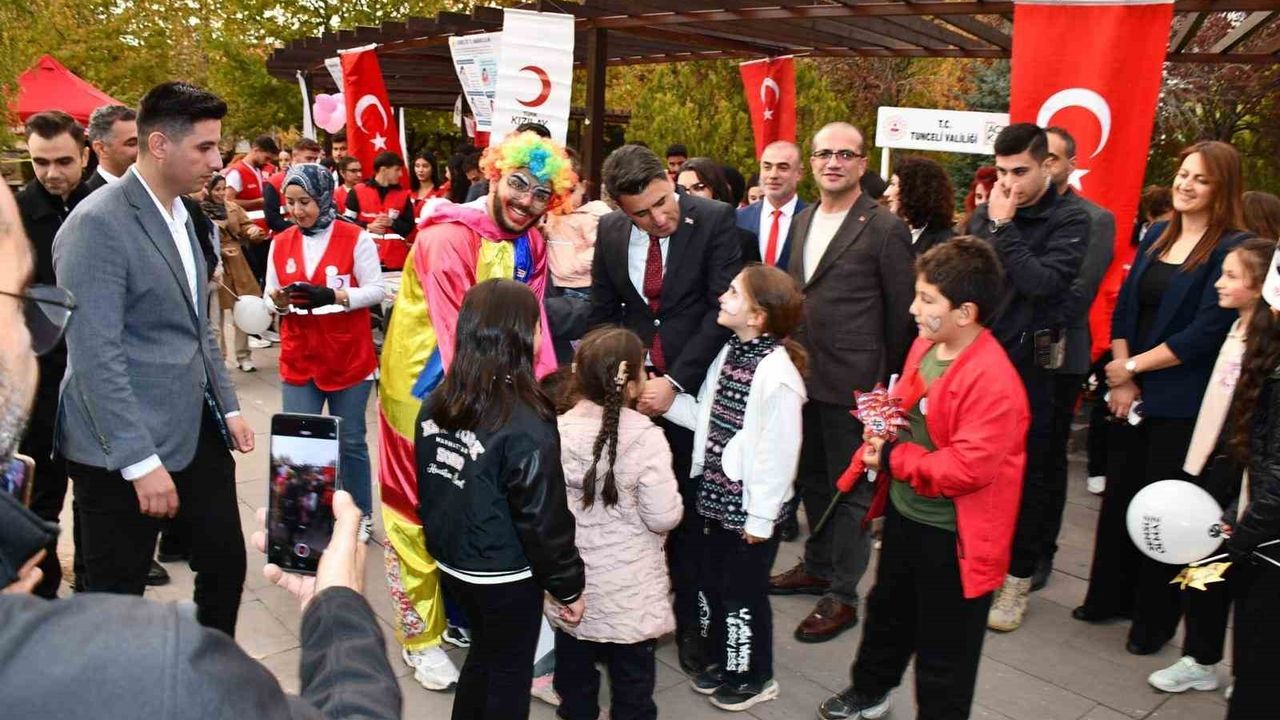 Tunceli'de Anlamlı Kızılay Haftası Kutlaması