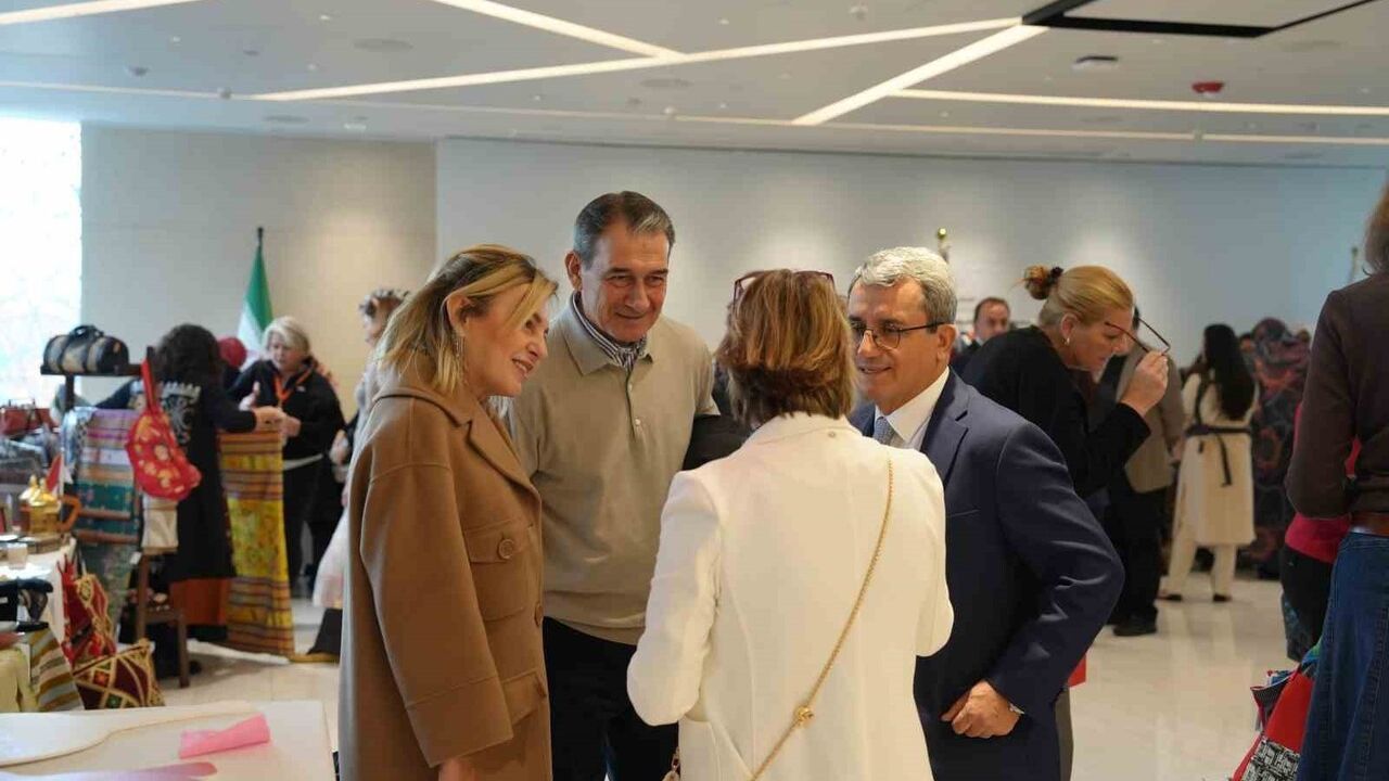 Türkevi’nde İslam Mirası Derneği Yıllık Pazarı Büyük İlgi Topladı