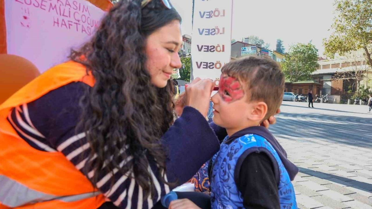 Uludağ Enerji ve LÖSEV 'Turuncu Çadır' Etkinliğinde Buluştu