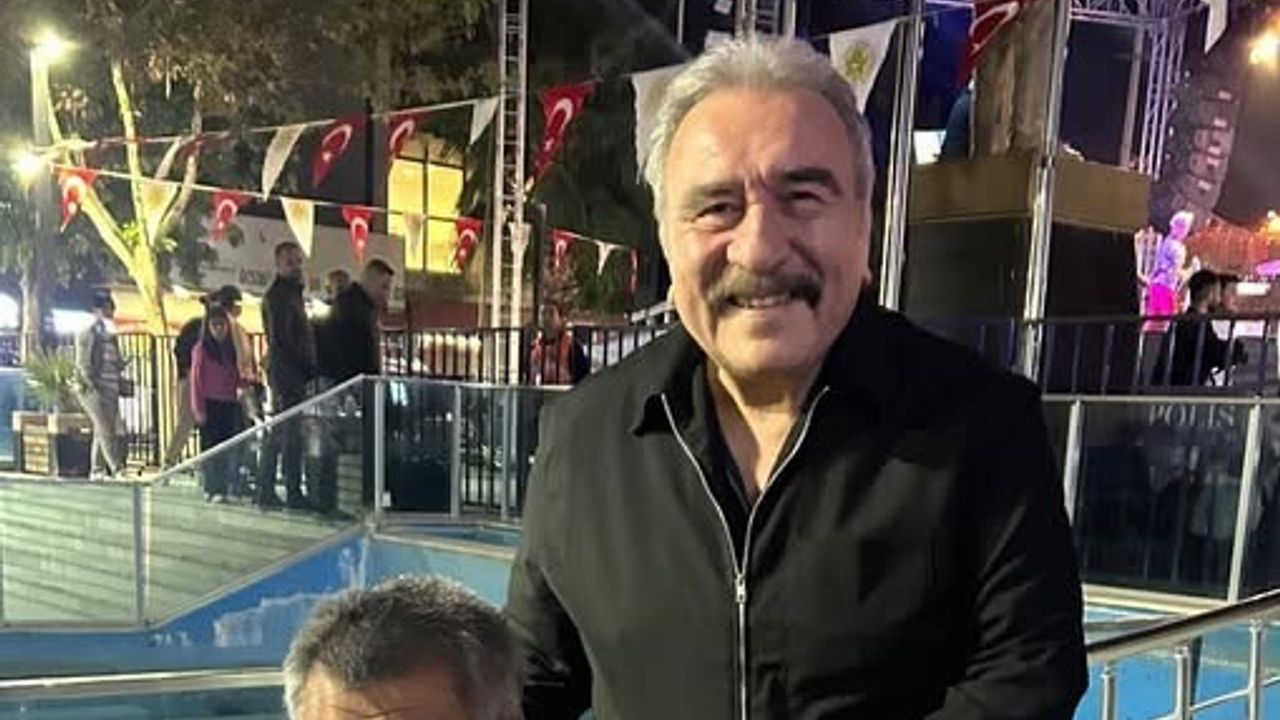 Ümit Besen Engelli Hayranının Gönlünü Aldı