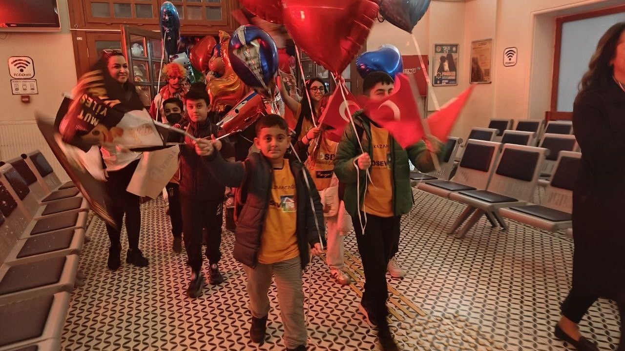 Umut Treni ile Kayseri'ye Gelen Lösemi Savaşçıları