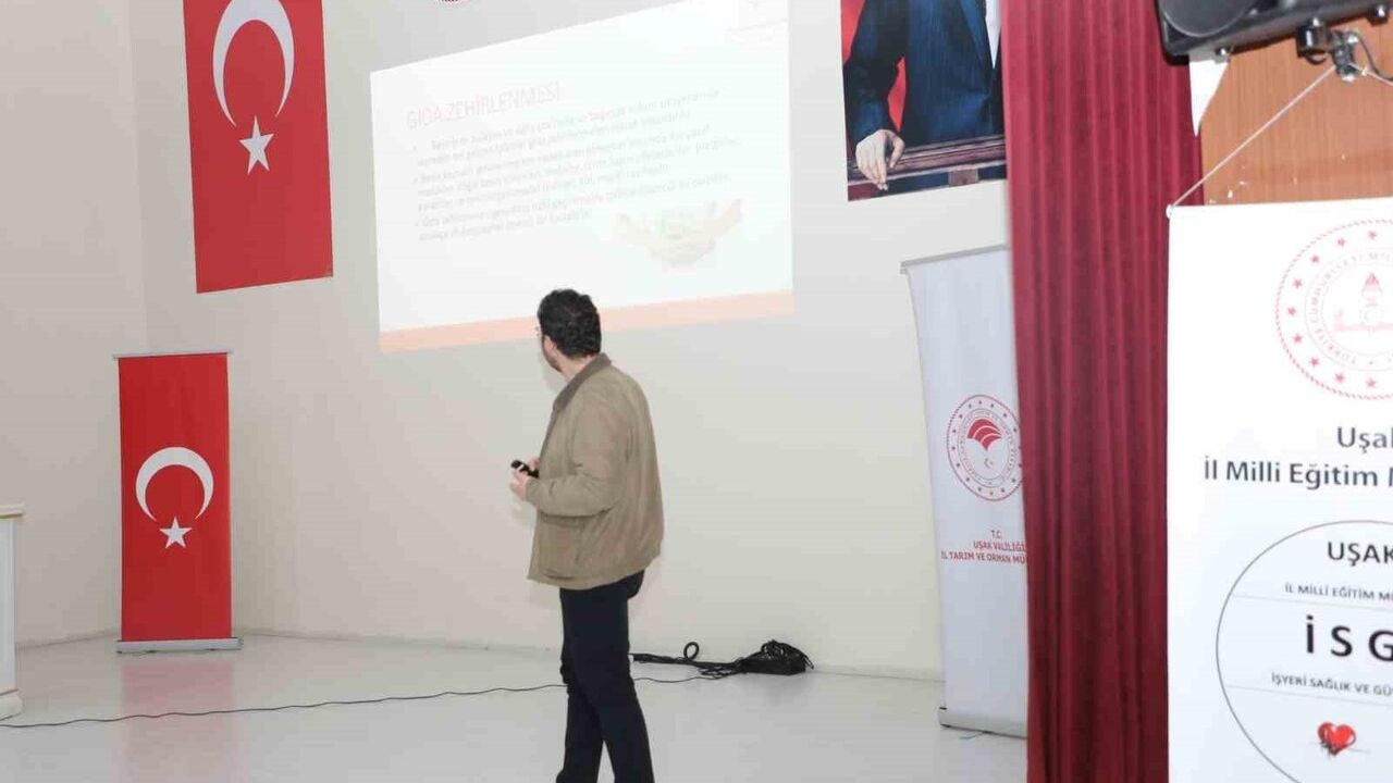 Uşak’ta okul kantinlerine hijyen eğitimi verildi