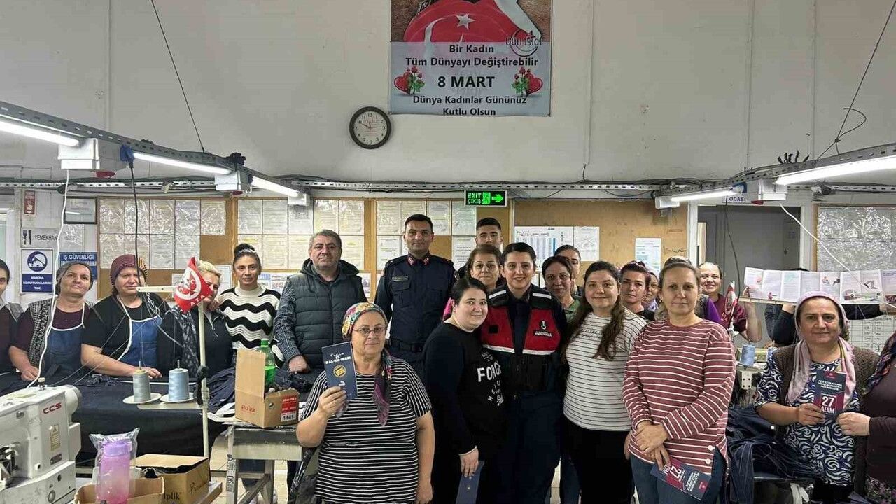 Uzunköprü'de fabrikada KADES eğitimine 200 kadın katıldı