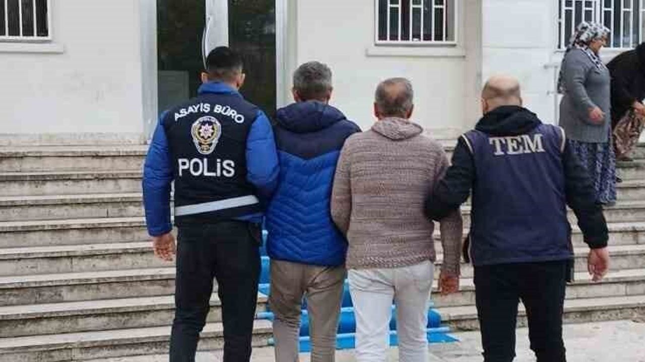 Uzunköprü'de silahla tehditten aranan şahıs yakalandı