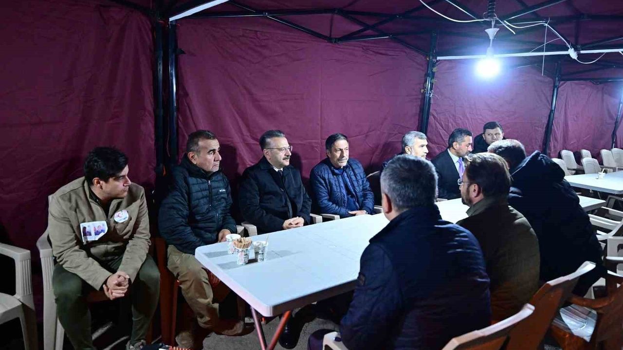 Vali Aksoy, şehit Emre Mercan’ın ailesini ziyaret etti