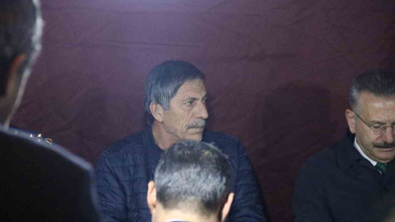 Vali Aksoy, Şehit Üsteğmen Emre Mercan’ın Baba Ocağını Ziyaret Etti